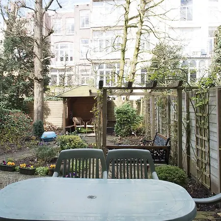 Museum Quarter Garden Amsterdam